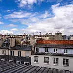 135 - Urban Five Star Apartment In Center Of Paris